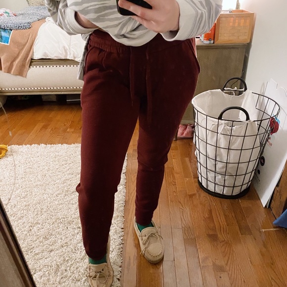 ☼ Maroon Sweatpants - Picture 2 of 5